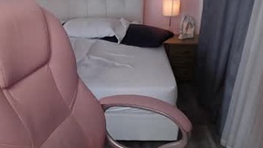 हाल ही का स्ट्रीनिॉट pettit_courtny