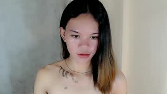 pinay_maxine