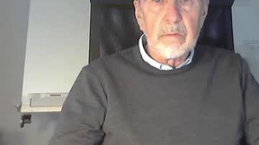 Recent Screenshot of  pleasedominateme