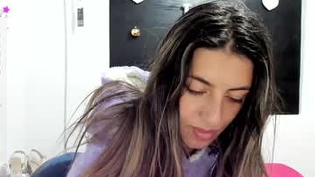 queen_natttyy