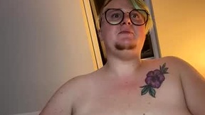 Recent Screenshot of  queerlyjaz