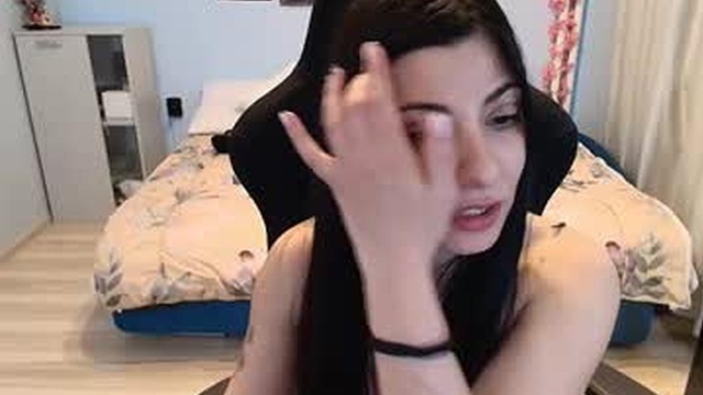 raven_haired_goddess