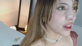 최근 스크린샷 rebeccawhite_meow