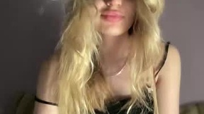 Recent Screenshot of  rosaline_ly