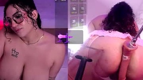 Recent Screenshot of  roxylicious_