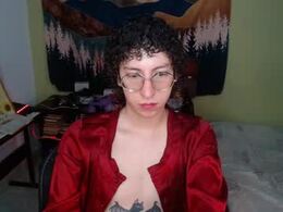 salemqueer_'s Profile Pic