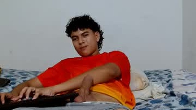 santy_stump