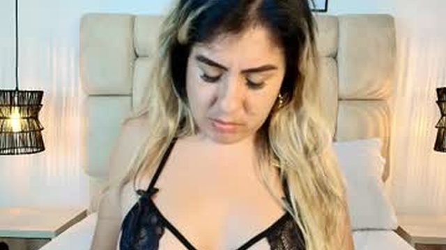 sarablonde_t