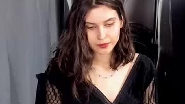 sarah_desire01