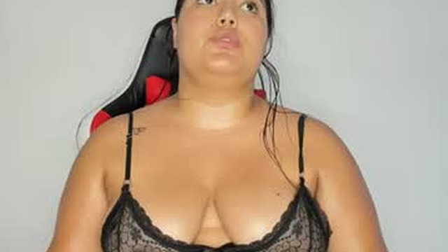 sexy_curvy_69