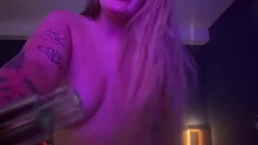 Recent Screenshot of  sexytattochick