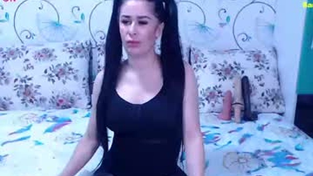 spicybrunnete
