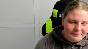 Recent Screenshot of  sweet_karla_la