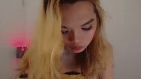Recent Screenshot of  sweetmikaela20
