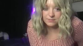 हाल ही का स्ट्रीनिॉट synthbisociation