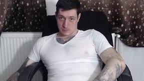 Recent Screenshot of  tattooedhunk_