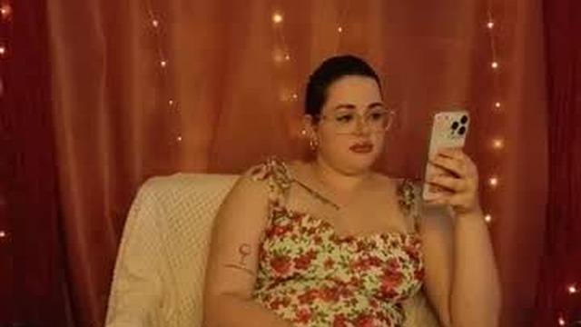 tessa_bbw