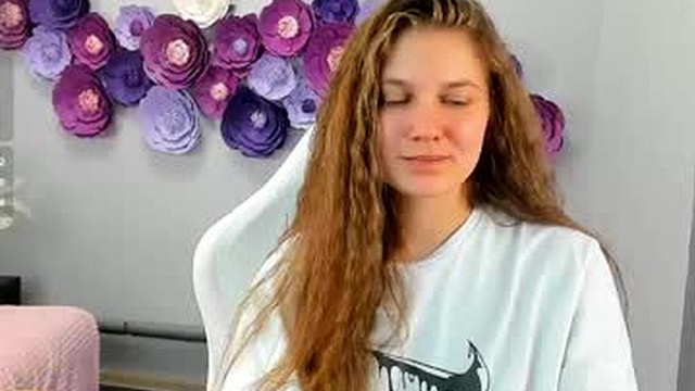 tiny_girl_18