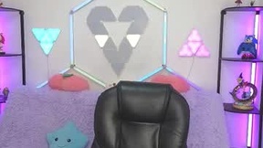 Recent Screenshot of  tiny_vixen_