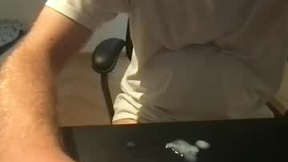 Recent Screenshot of  toohottobetrue21