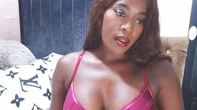 tyra_stone1