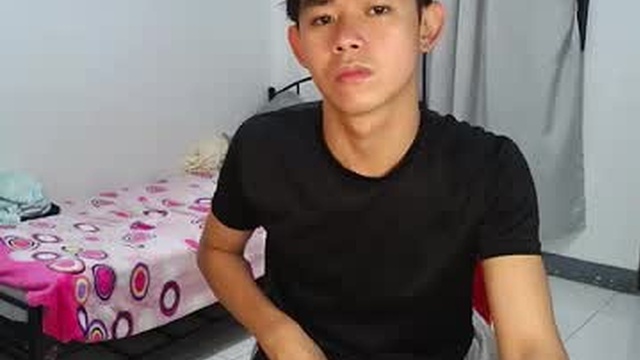 ur_younngtwinkxxx