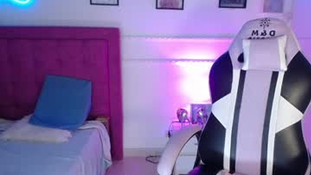 vanessa_tasty