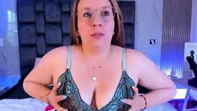 Recent Screenshot of  velvett_blonde