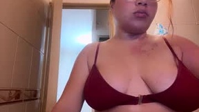 Recent Screenshot of  vicky_264005