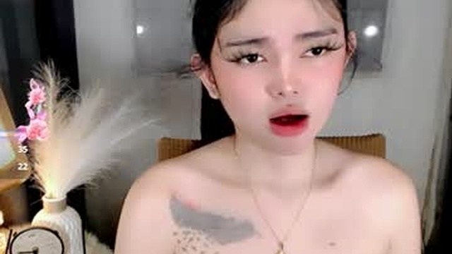 webcum_mami